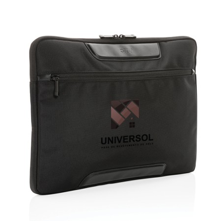 Swiss Peak AWARE™ RPET Voyager 15.6