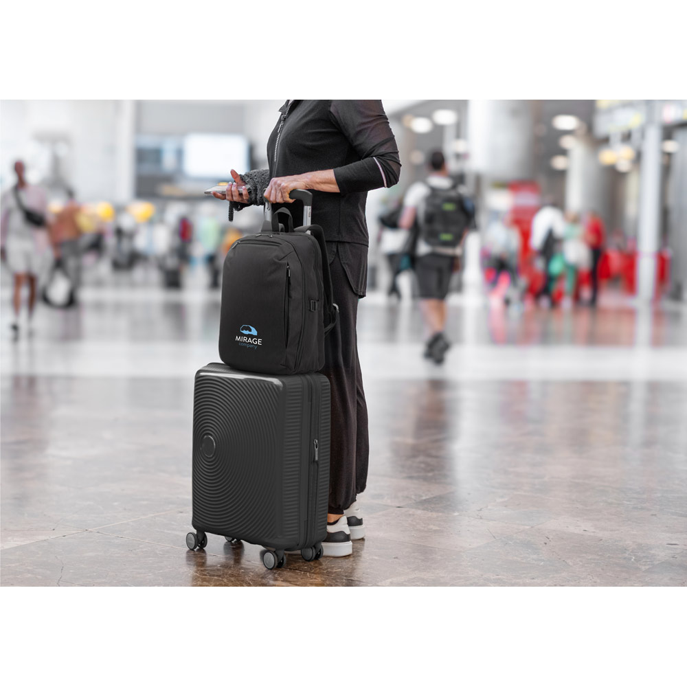 UDINE. Rejserygsæk med ét fuldt åbningsbart rum i premium 300D genbrugspolyester, 16 tommer